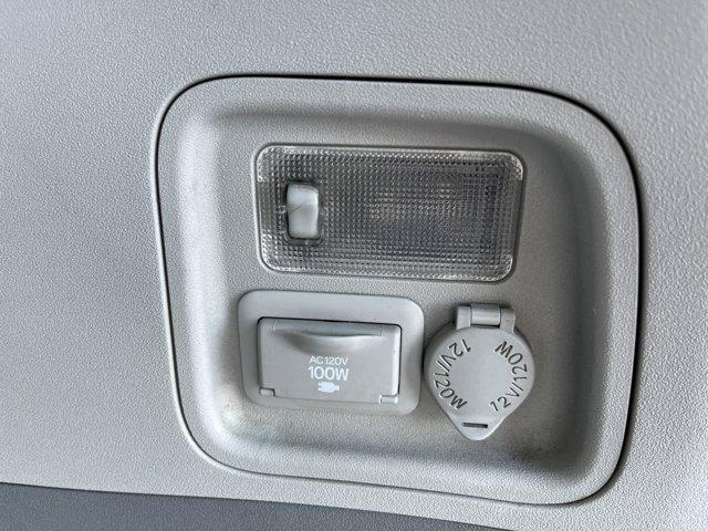 Photo of 2013 Predawn Gray Mica Toyota Sienna