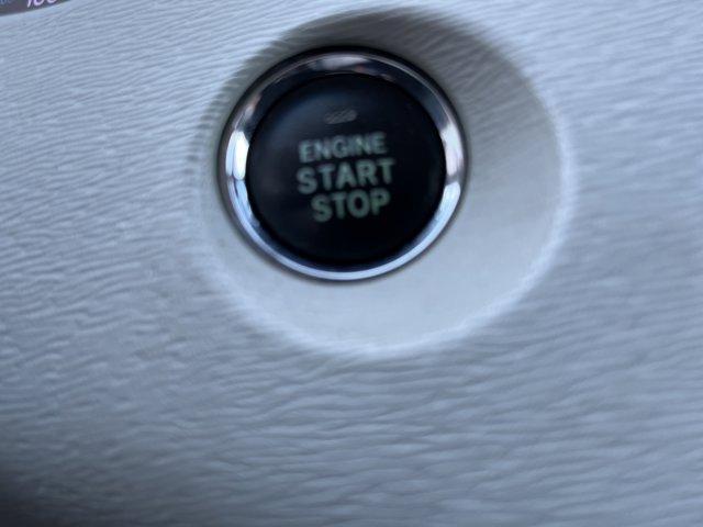 Photo of 2013 Predawn Gray Mica Toyota Sienna