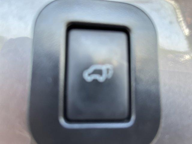 Photo of 2013 Predawn Gray Mica Toyota Sienna