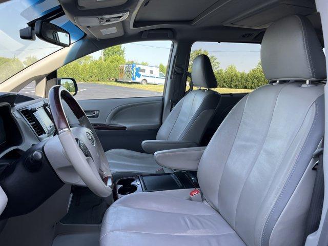 Photo of 2013 Predawn Gray Mica Toyota Sienna