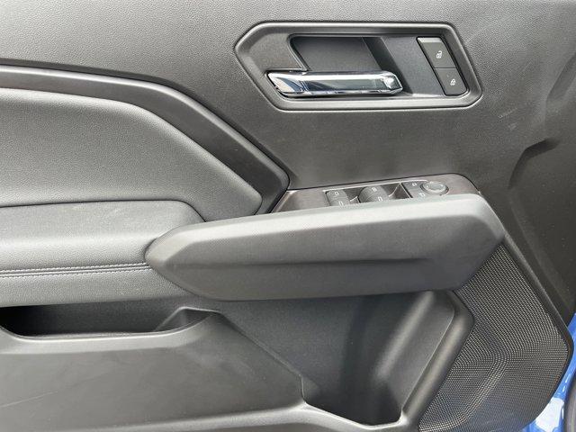 Photo of 2025 Metallic GMC Canyon