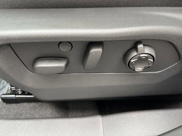 Photo of 2025 Ebony Twilight Metallic Buick Envision