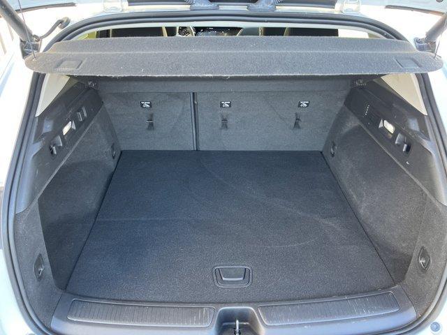 Photo of 2023 Summit White Buick Envision