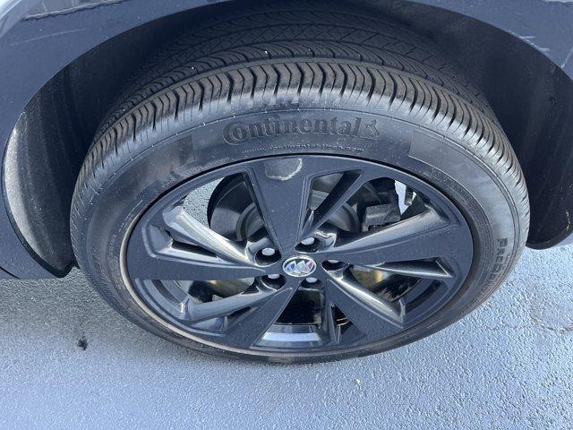 Photo of 2023 Summit White Buick Envision