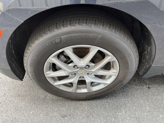 Photo of 2023 Gray Chevrolet Equinox