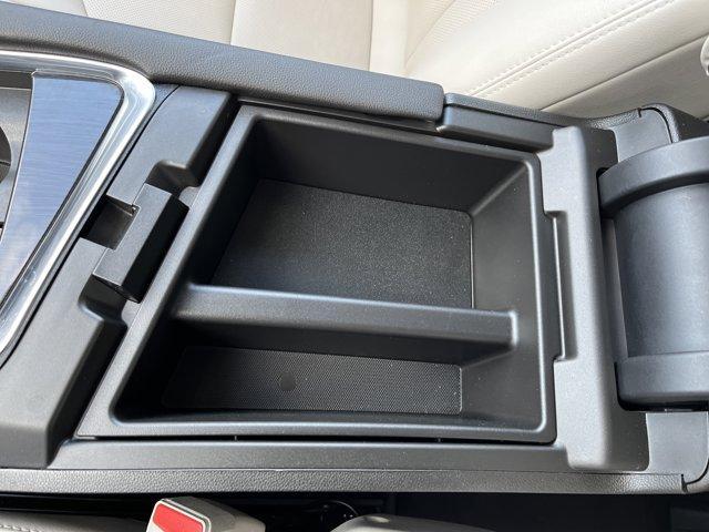 Photo of 2023 White Frost Tri-Coat Buick Enclave
