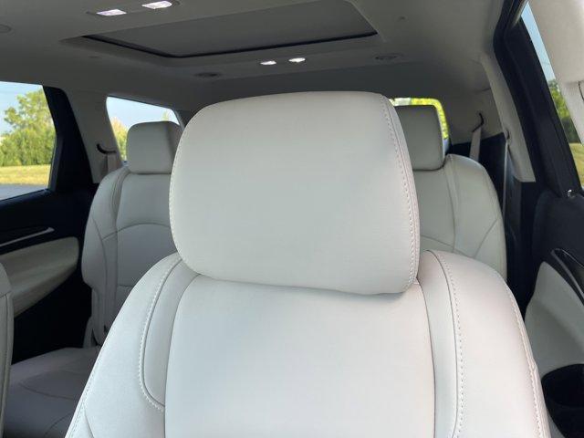 Photo of 2023 White Frost Tri-Coat Buick Enclave