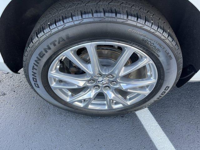 Photo of 2023 White Frost Tri-Coat Buick Enclave