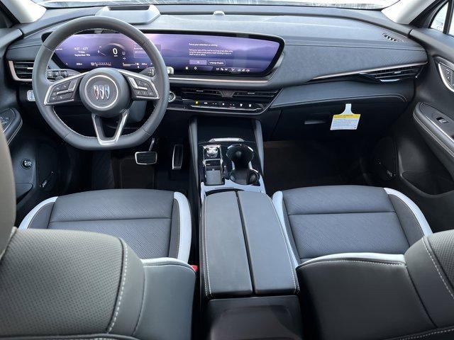 Photo of 2025 Summit White Buick Envision