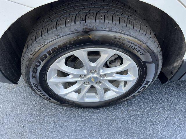 Photo of 2020 Summit White Chevrolet Equinox