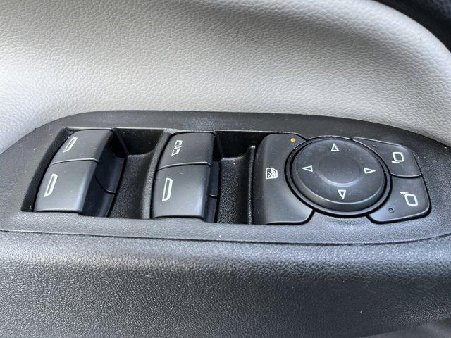 Photo of 2020 Summit White Chevrolet Equinox
