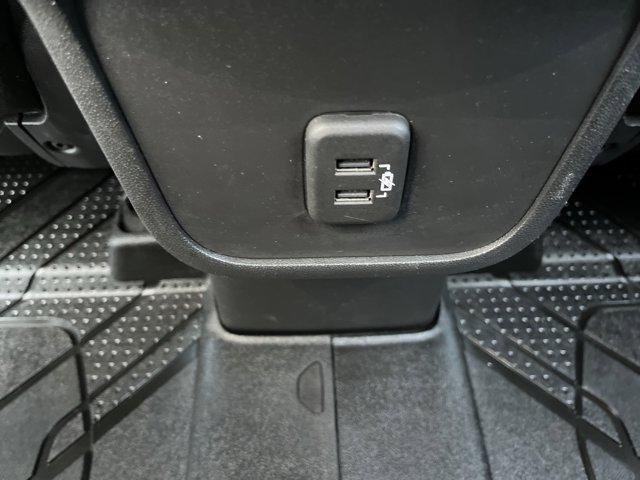 Photo of 2020 Summit White Chevrolet Equinox