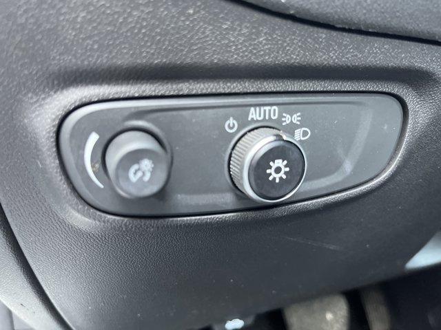 Photo of 2020 Summit White Chevrolet Equinox
