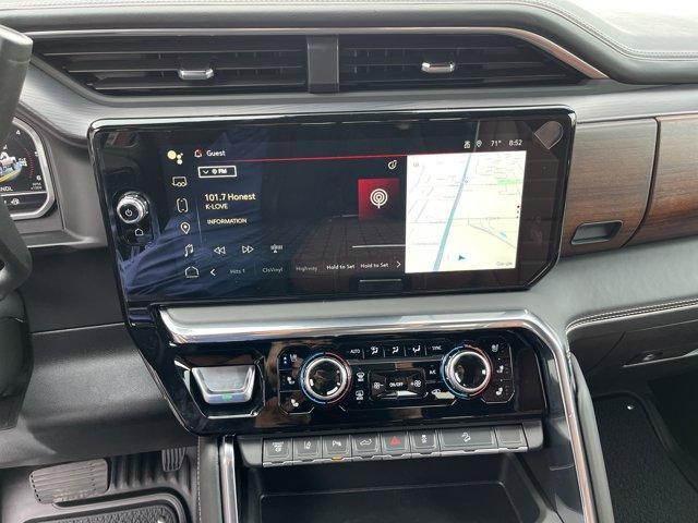 Photo of 2025 Onyx Black GMC Sierra 2500