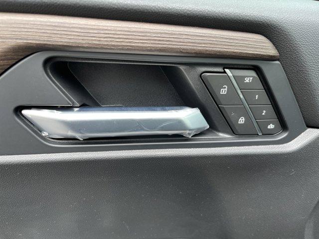 Photo of 2025 Ebony Twilight Metallic GMC Acadia