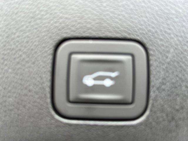 Photo of 2025 Onyx Black GMC Yukon XL