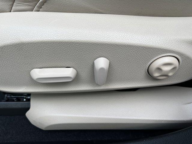 Photo of 2019 Bronze Alloy Metallic Buick Envision