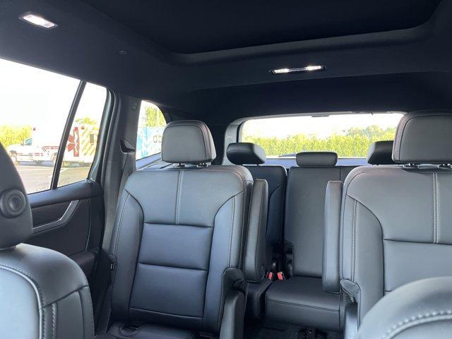 Photo of 2026 Crystal Metallic GMC Acadia