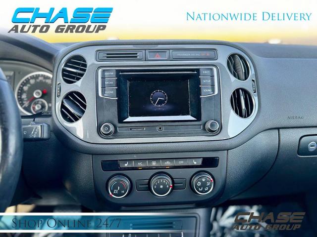 Photo of 2016 Night Blue Metallic Volkswagen Tiguan