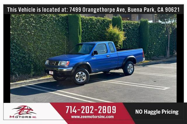 Photo of 1998 Blue Nissan Frontier