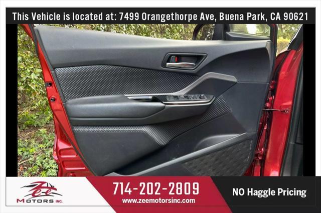 Photo of 2021 Supersonic Red w/Black Roof Toyota C-HR