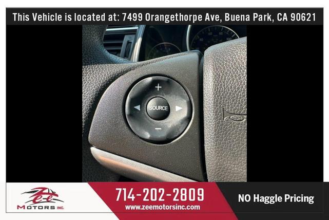 Photo of 2015 White Orchid Pearl Honda Fit