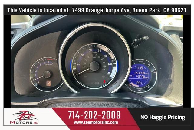 Photo of 2015 White Orchid Pearl Honda Fit