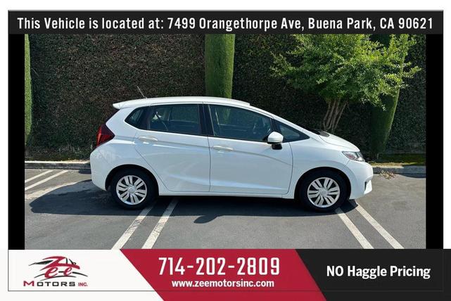 Photo of 2015 White Orchid Pearl Honda Fit