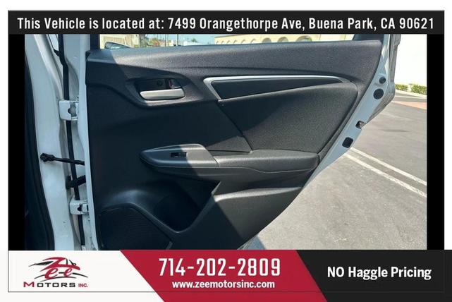 Photo of 2015 White Orchid Pearl Honda Fit