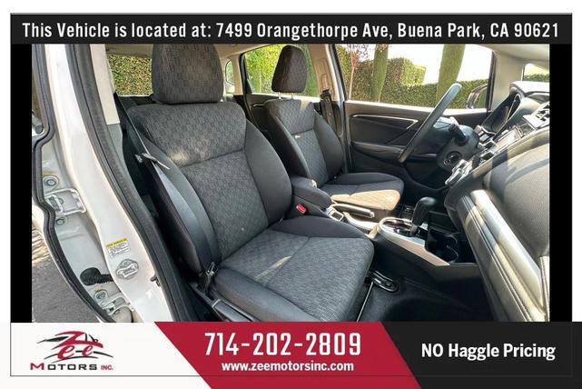 Photo of 2015 White Orchid Pearl Honda Fit