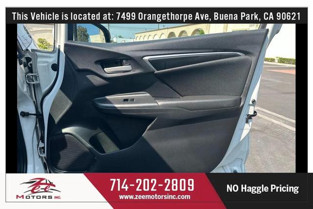 Photo of 2015 White Orchid Pearl Honda Fit