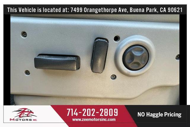 Photo of 2005 Silver Birch Metallic GMC Yukon XL