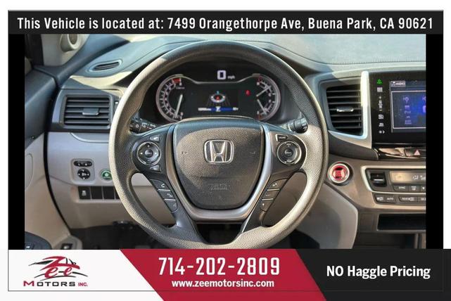 Photo of 2016 Crystal Black Pearl Honda Pilot