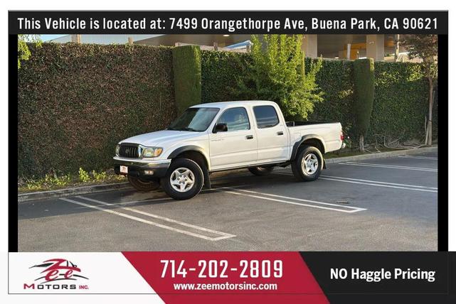 Photo of 2003 Super White Toyota Tacoma