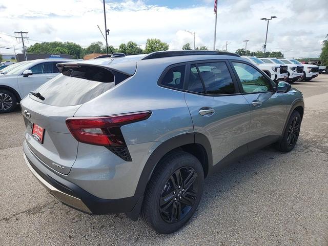 Photo of 2025 Sterling Gray Metallic Chevrolet Trax