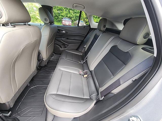 Photo of 2025 Sterling Gray Metallic Chevrolet Trax