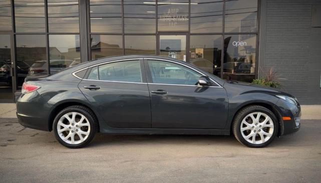 Photo of 2013 Polished Slate Mazda Mazda6