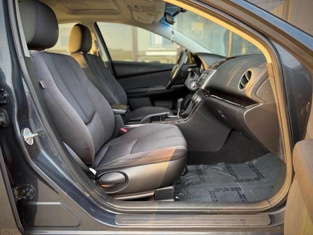 Photo of 2013 Polished Slate Mazda Mazda6