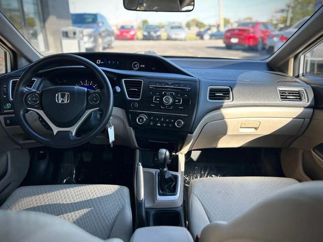 Photo of 2014 Taffeta White Honda Civic