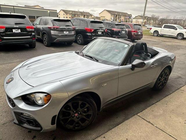 Photo of 2020 Chiaro Silver Metallic FIAT 124 Spider