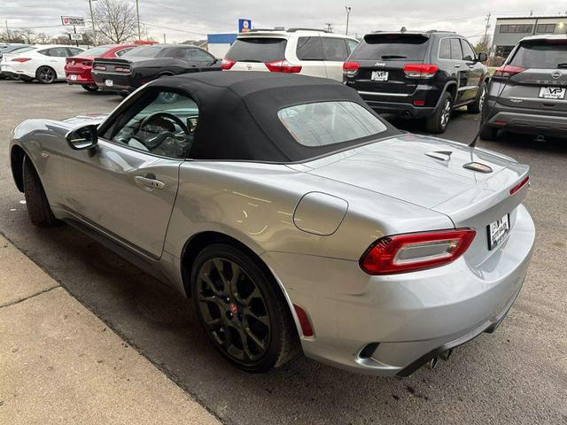Photo of 2020 Chiaro Silver Metallic FIAT 124 Spider