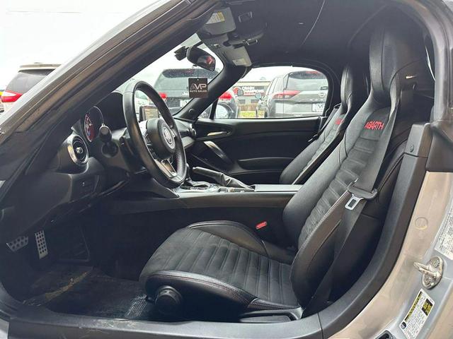 Photo of 2020 Chiaro Silver Metallic FIAT 124 Spider