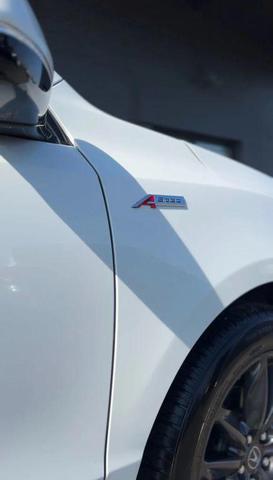 Photo of 2020 Platinum White Pearl Acura MDX