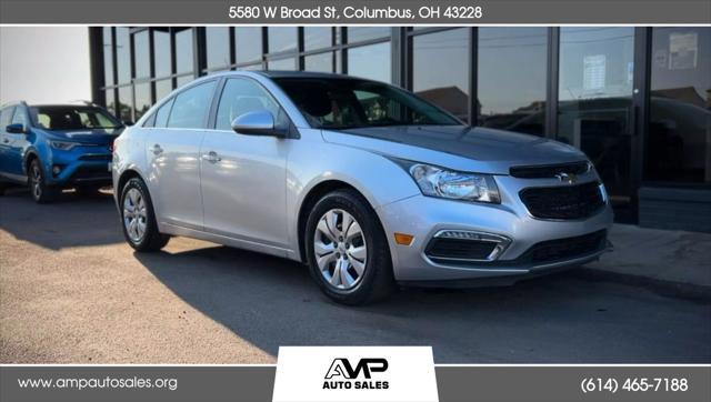 Photo of 2015 Silver Ice Metallic Chevrolet Cruze