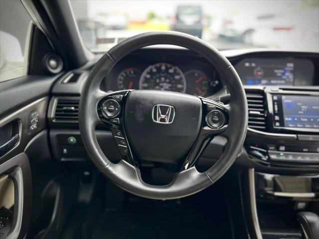 Photo of 2016 White Orchid Pearl Honda Accord