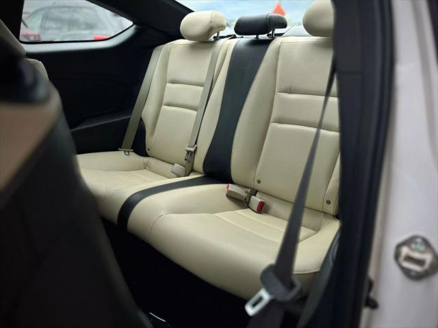 Photo of 2016 White Orchid Pearl Honda Accord