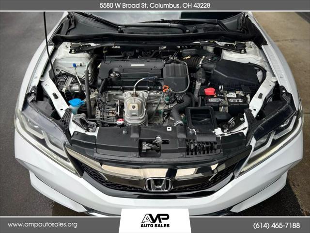 Photo of 2016 White Orchid Pearl Honda Accord