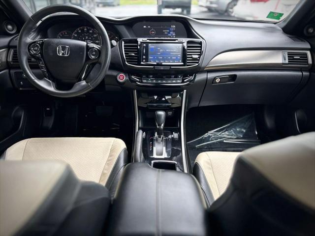Photo of 2016 White Orchid Pearl Honda Accord