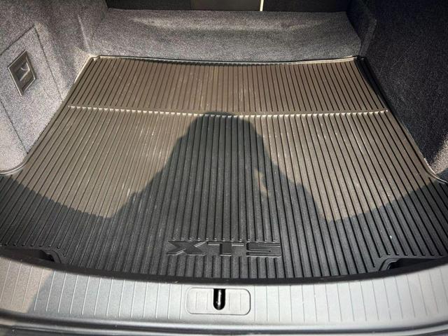 Photo of 2017 Burgundy Cadillac XTS