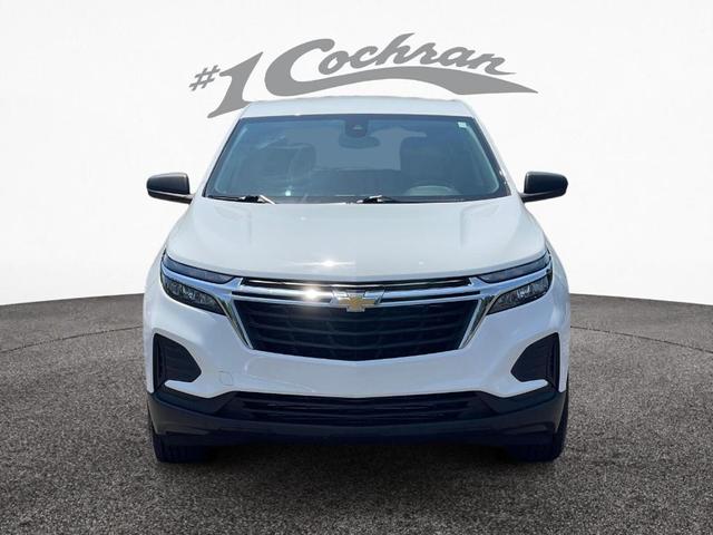 Photo of 2022 Summit White Chevrolet Equinox